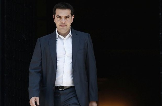Гърция иска нов заем от 50 млрд. срещу вдигане на данъци и по-ниски пенсии