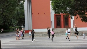 Започна курсът по танци от програмата Ваканция в Плевен