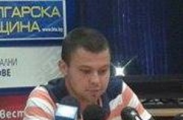 Медиатор съдейства на младежи да намерят работа