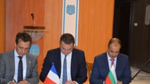 Санират 11 сгради по проект Нашето зелено Трошево