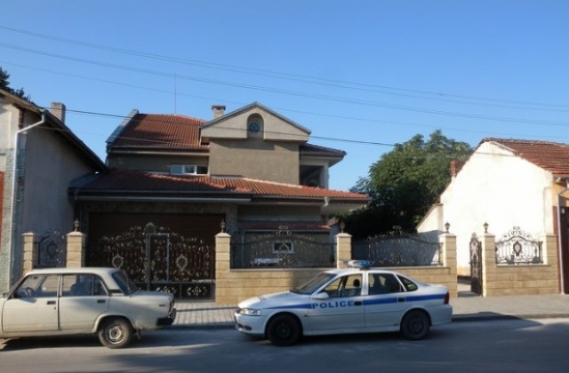 Седем денонощия арест за роми, нападнали тв екип