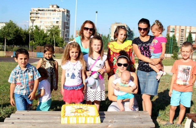 Наградиха слънчевите дечица на Община Горна Оряховица