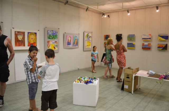 Летни занимания за деца в галерията