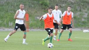 Португалски халф на проби в Берое