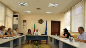 Нивото на безработицата е ниско заплатите бележат ръст