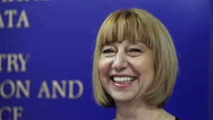 Анелия Клисарова също се включва в кметската надпревара