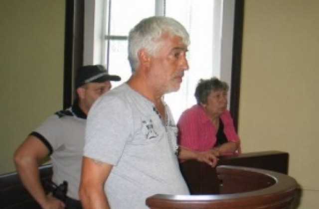 Задържаният с незаконно оръжие турски гражданин остава в ареста