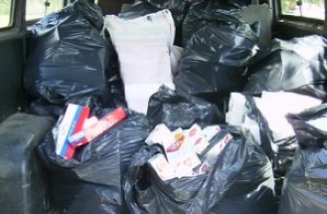 Заловиха двама души с контрабандни цигари