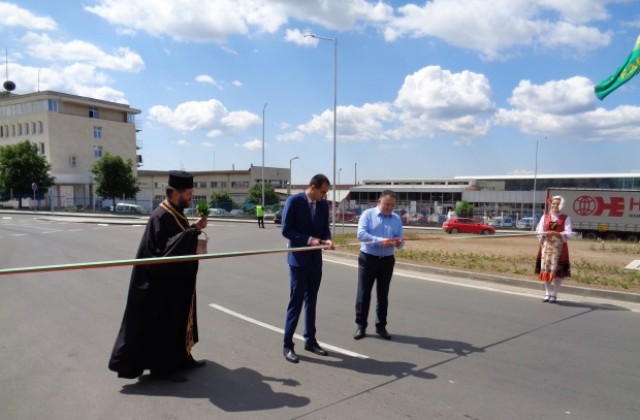 Кметът на Карлово откри ново кръстовище