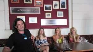 Стотици се включиха в кастинга на X Factor във Велико