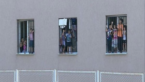 Заловиха 26 бежанци при село Ломница