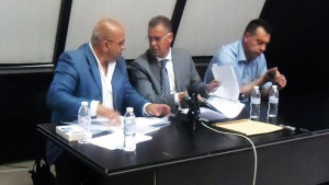 Студентите гласуват само с лична карта наесен