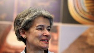 Оланд връчи на Бокова званието Командор на Ордена на почетния