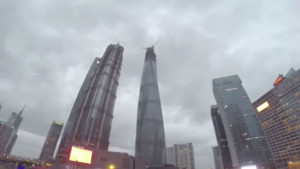 Строежът на втората найвисока сграда в света почти завърши