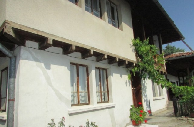 С водосвет и курбан в манастир „Св. Пророк Илия” отбелязват Илинден