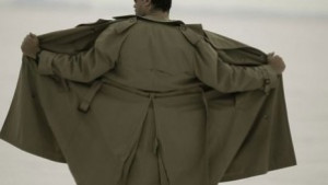 Дядо ексхибиционист задържаха варненски полицаи