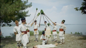 Съставът за автентичен фолклор Калушари открива Националния събор в Копривщица