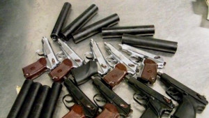 Откриха незаконен боен арсенал в село Баня