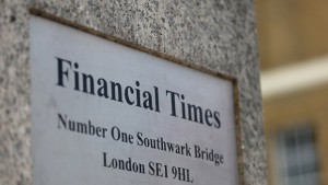 Обмислят продажбата на Файненшъл таймс за 16 млрд евро