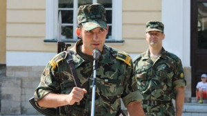 Курсантстаршина Добрин Добринов получи знак 155 години Габрово град