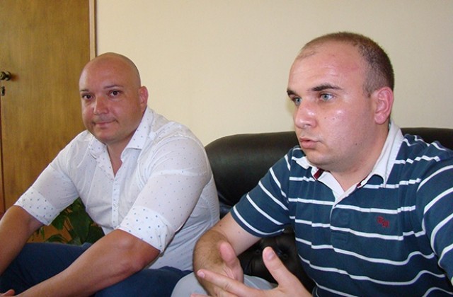 Обучават младежи да разпознават дискриминацията