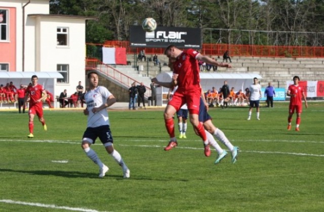 Удариха Марек с 210 000 лева за куп уговорени мачове