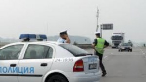 Трима пострадаха в катастрофи