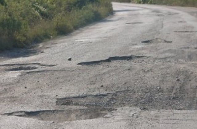 Кметът на Севлиево: Ще асфалтираме улици в града, които от години са в тежко състояние