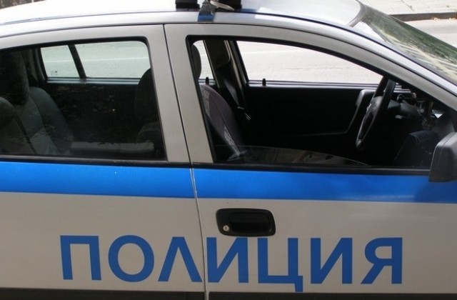 Пиян шофьор се преобърна с „БМВ“-то си на Брезовско шосе