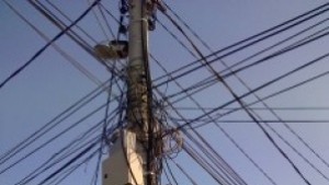 Ромите коректни платци в богатите квартали крадци на ток