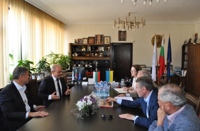 Кметът се срещна с посланика на Украйна