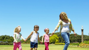 В България всеки може да бъде нает като детегледач