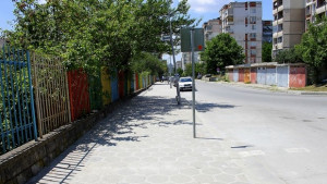 Изграден е липсващият тротоар на улица Симеон Велики във В