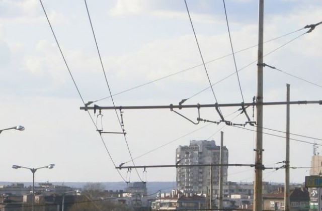 Подменят тролейбусната мрежа по бул. Цар Освободител