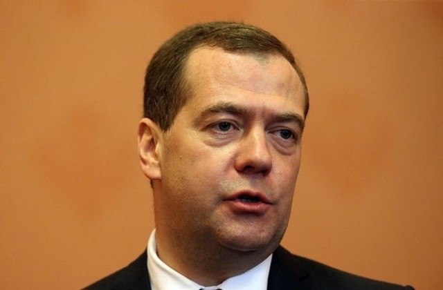 Медведев: При Русия не трябва да се действа със сила и шантаж