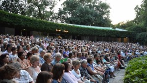 Стотици варненци отново дариха средства за талантливите деца на града