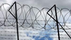 Затворник намушка надзирател в Централния софийски затвор