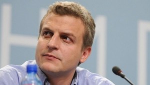 Москов Осигуряваме безплатно лекарство за всяко заболяване във всяка аптека