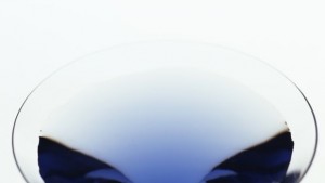 Испанци създадоха синьо вино