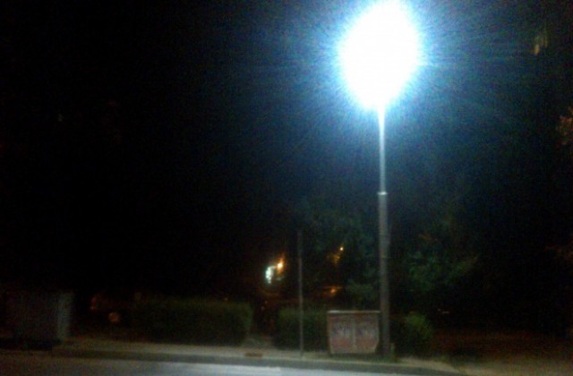 Във В. Търново осветиха шест повдигнати пешеходни пътеки