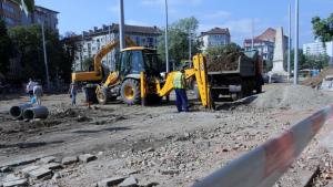 Спират движението около Руски паметник за 20 дни