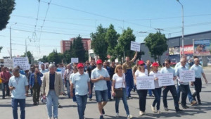 Протест и във Варна срещу увеличението на цената на тока