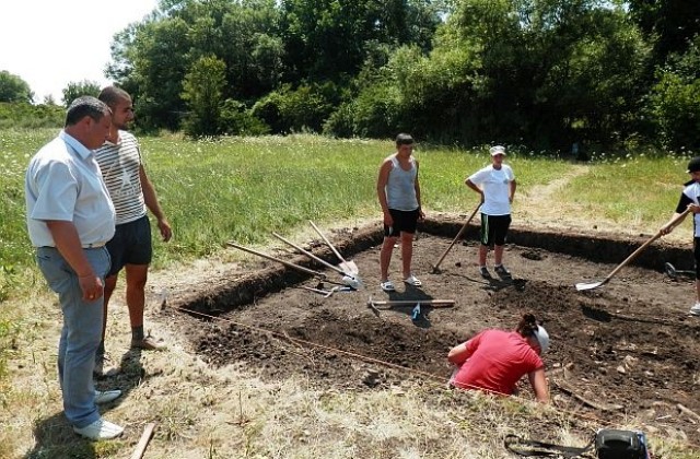 Неизвестни досега находки откриха археолози край Павликени