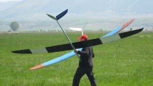 Добри резултати за наши състезатели от първенства по авио и