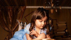 Алиса стана на 150 години