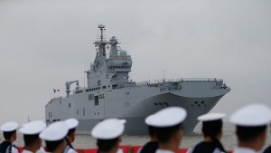 Париж и Москва договориха обезщетение за корабите Мистрал