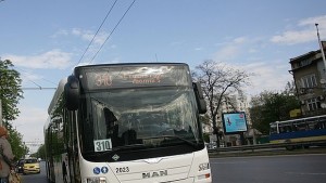 Новите автобуси проговарят