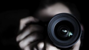 Камера снима в почти пълна тъмнина