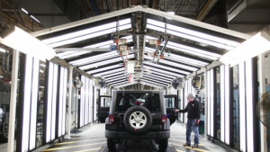 Фиат Крайслер изтегля автомобили заради дефект на въздушните възглавници