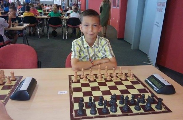 Валентин Митев е шести на Европейско първенство по ускорен шах
